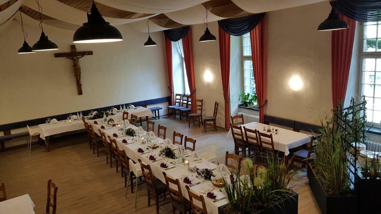 Kloster Langwaden Grevenbroich Zewnętrze zdjęcie